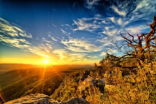 The sun on the horizon at Grampians National Park, Victoria, Australia 